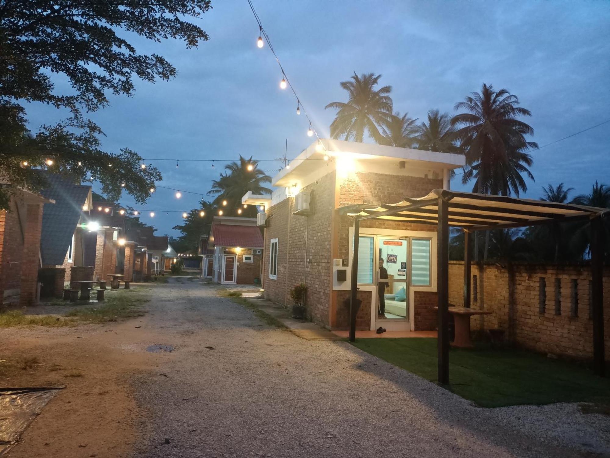 Zainab Cottage Пасир Путе Екстериор снимка